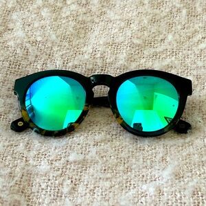 DIFF Eyewear polarized sunglasses